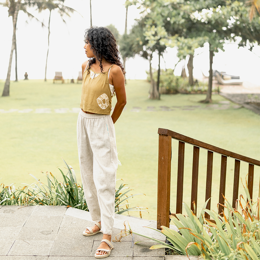 WITH OMBAK BACK RIBBON CAMISOLE