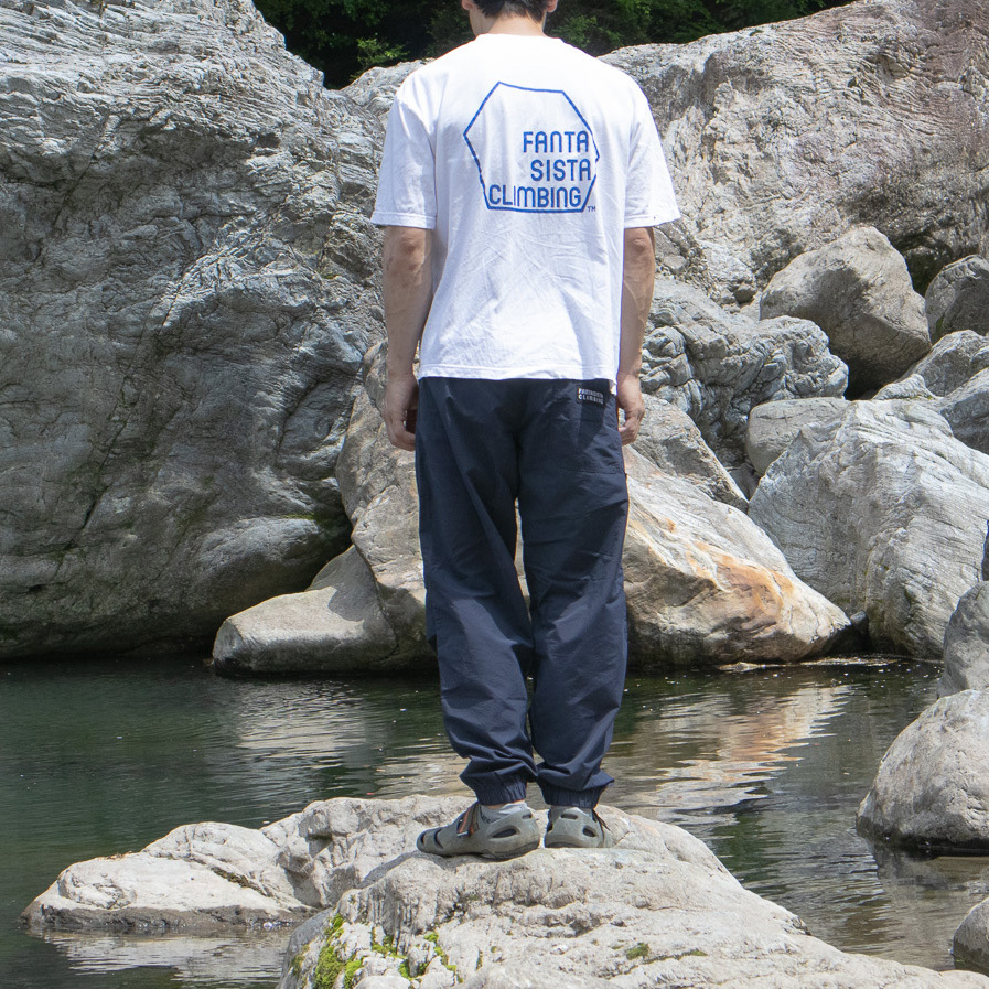 Men 173cm 62kg / size M  