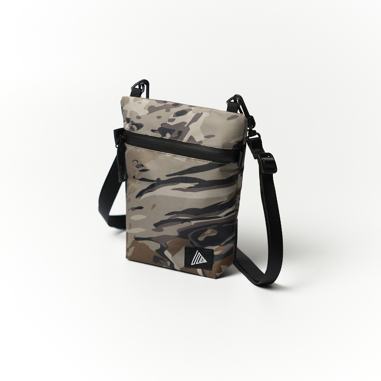 Relv camo ※柄の入り方はランダムです