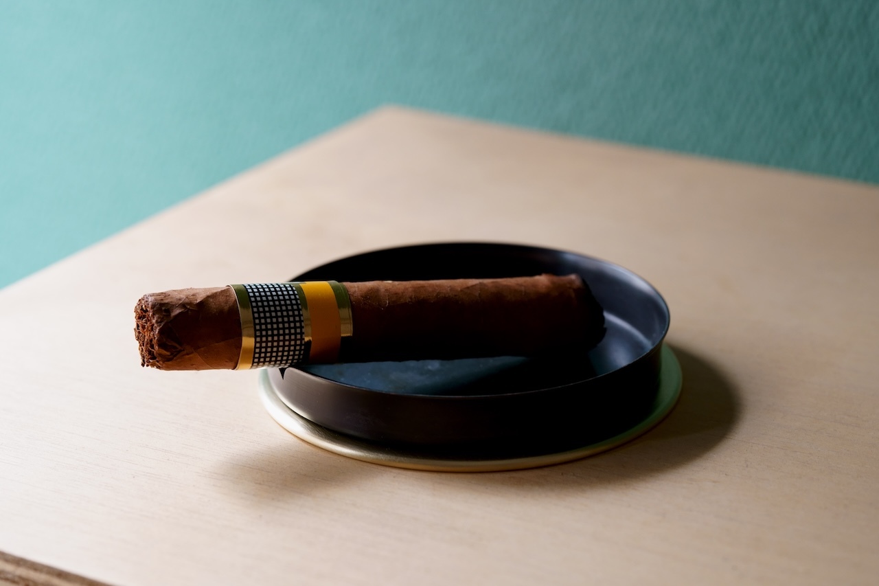受注生産品 【Cigar Tray】 - 葉巻&たばこ用のフタ付き灰皿 受注生産品 【Cigar Tray】 - 葉巻&たばこ用のフタ付き灰皿