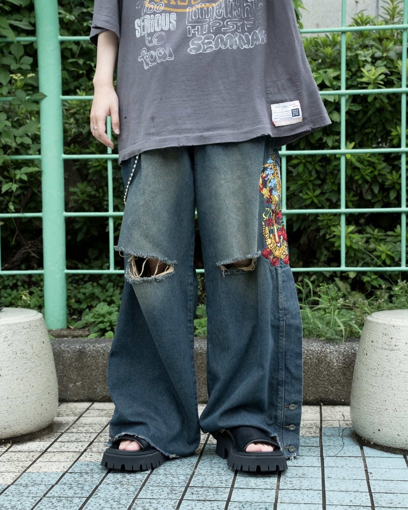 Tiger black denim pants | チュウカタベタイ Tiger black denim pants | チュウカタベタイ