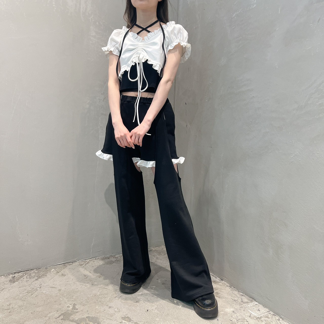 Staff：148cm ／BLACK