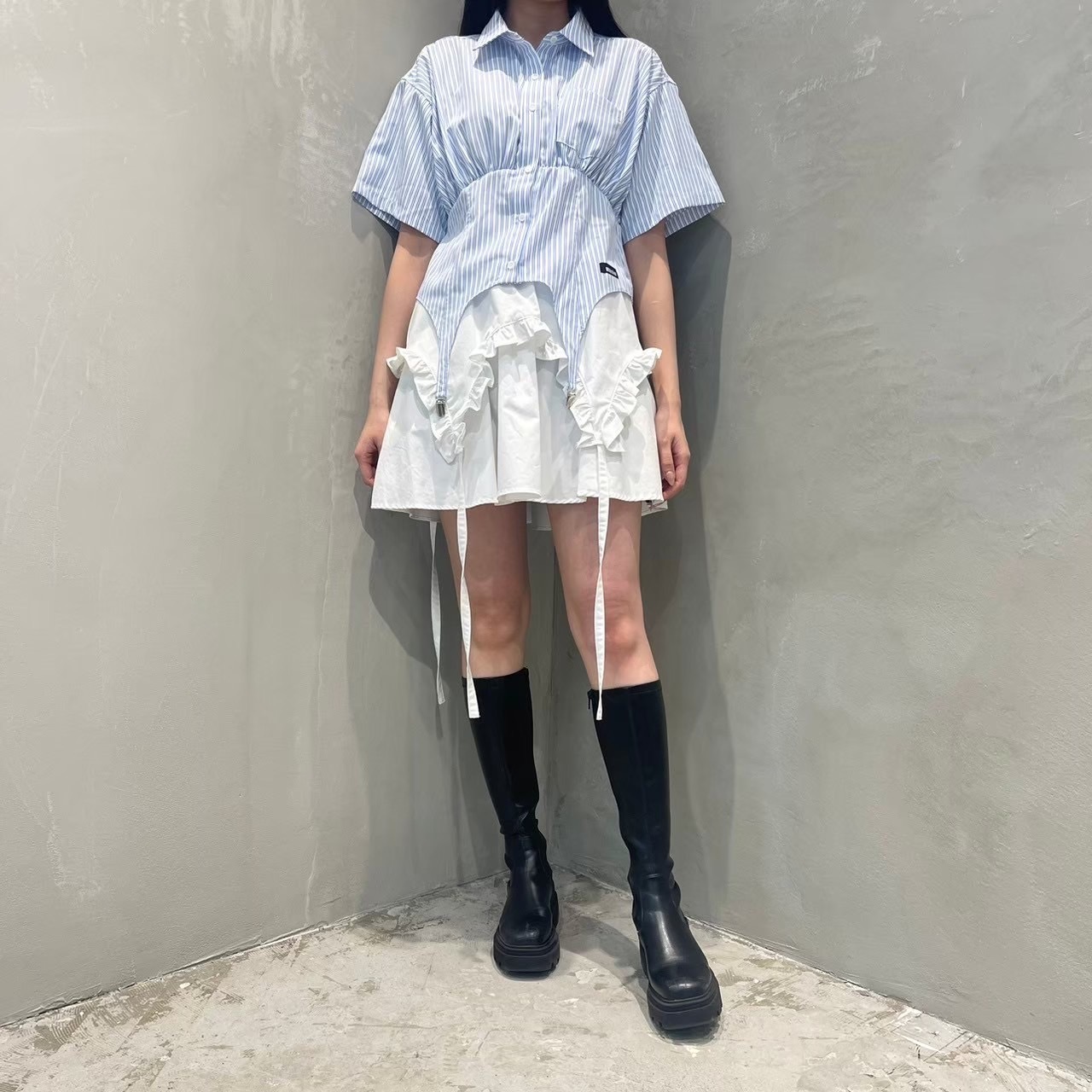 LITTLE /Frill garter miniskirt | BANK ONLINE STORE