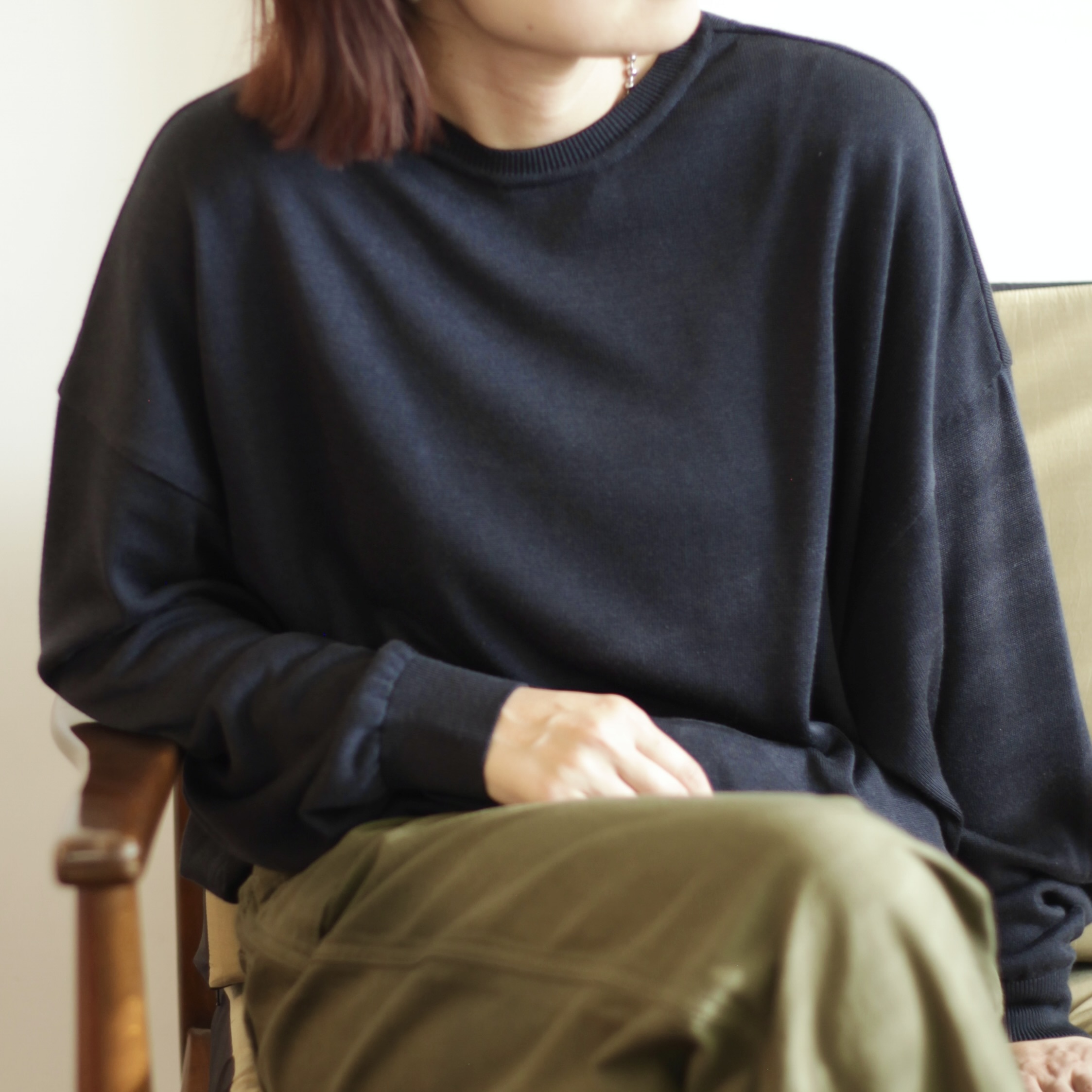着用女性モデル：身長163cm NAVY／サイズM着用