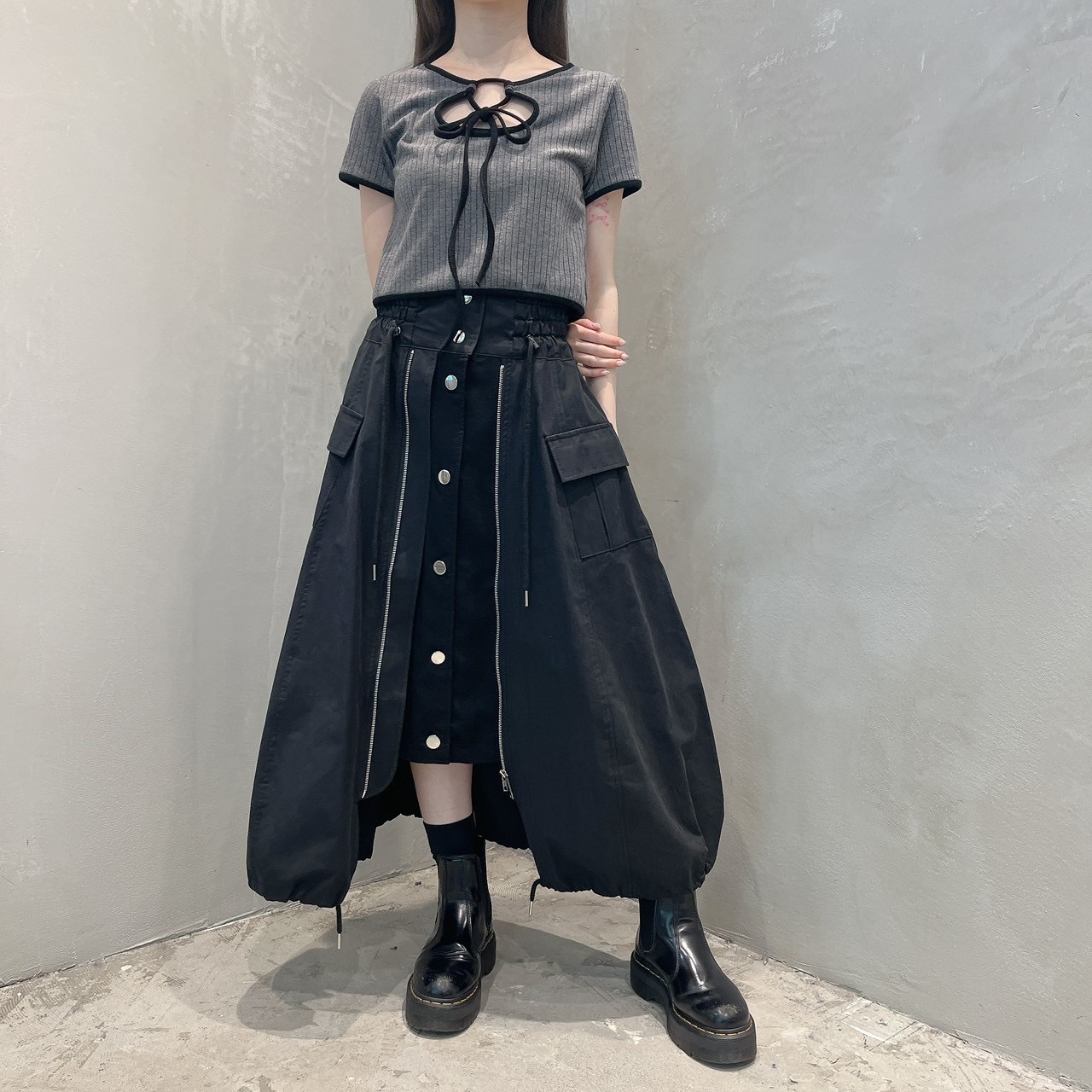 Staff：148cm  ／BLACK×BLACK