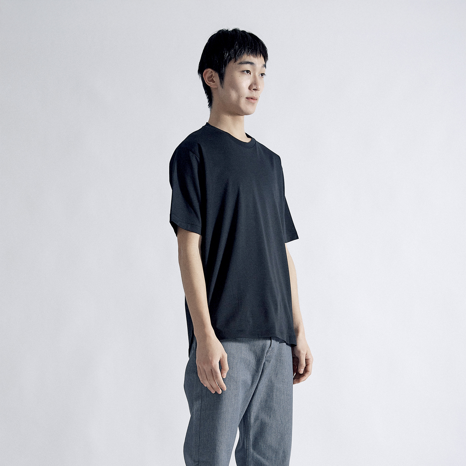 MODEL：188cm・SIZE4/XL