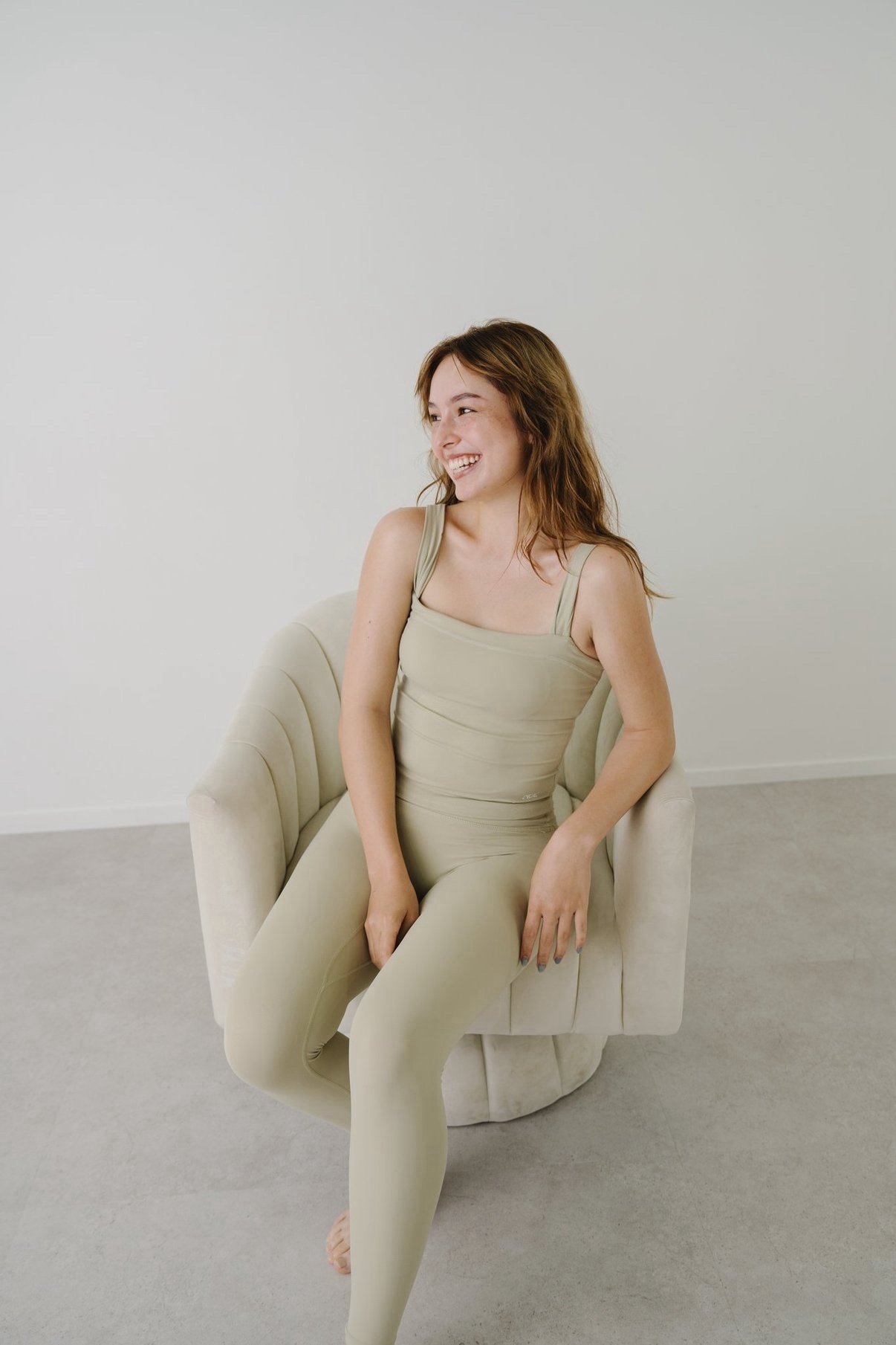 Model 168cm M