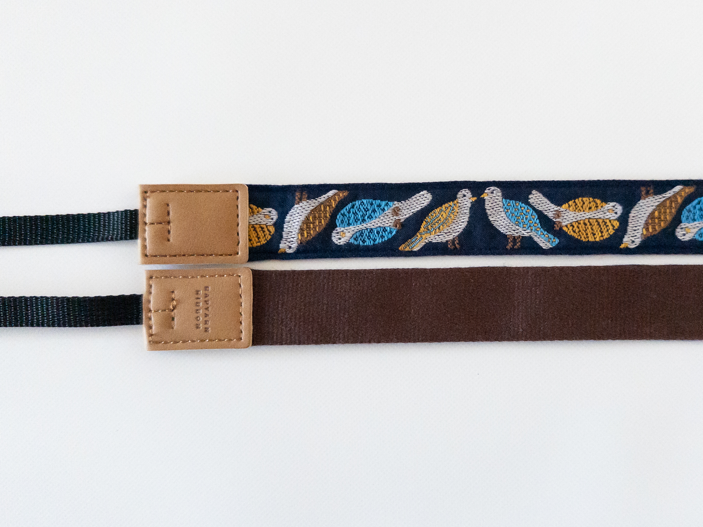 裏地：ブラウン