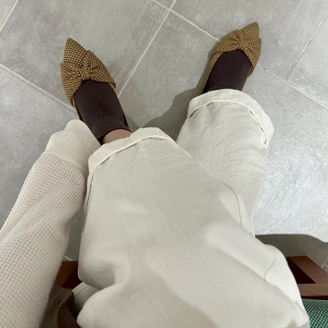 足のサイズ24cm / 着用サイズ39