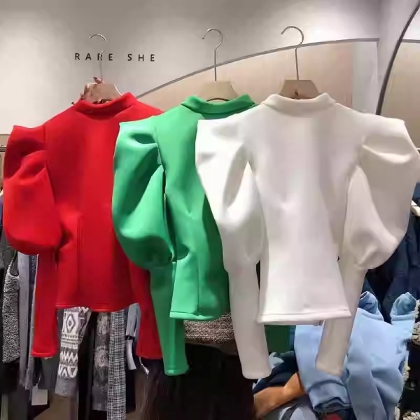 グリーン