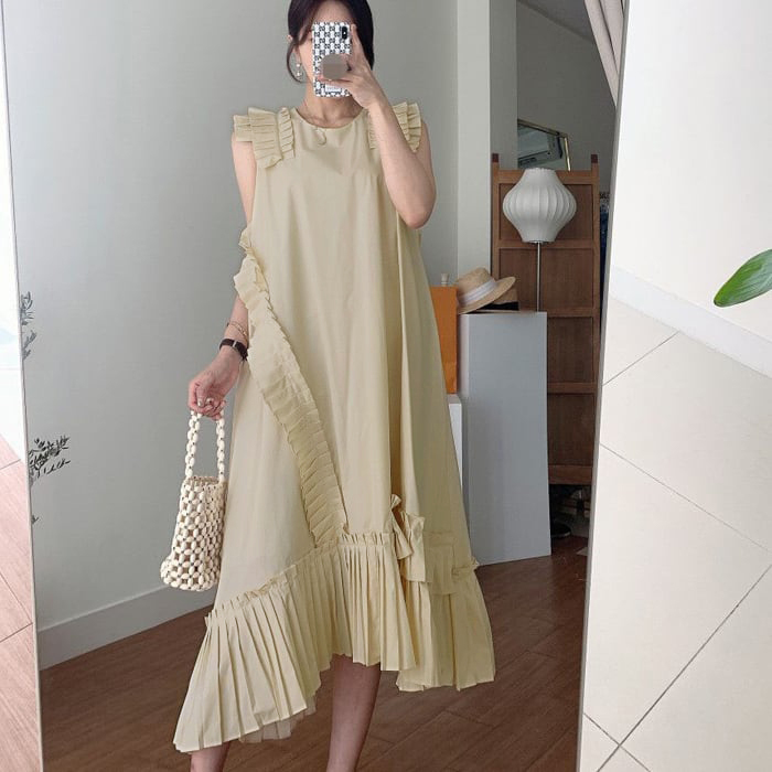ベージュ
