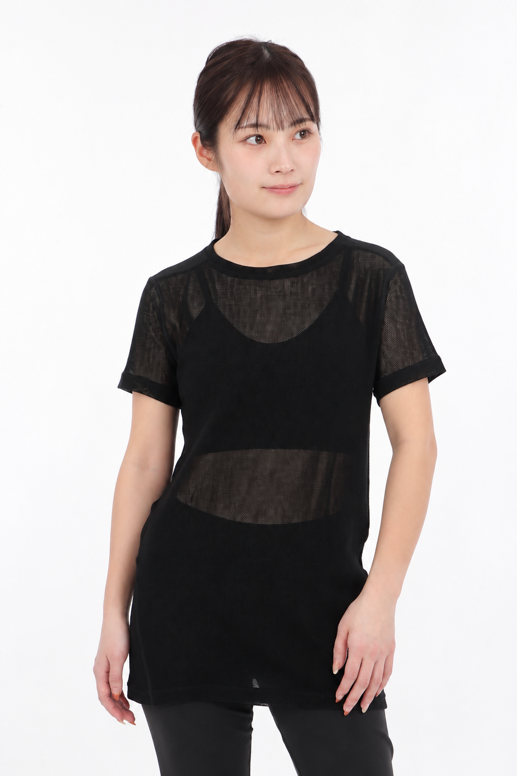 サイズS（女性：身長154cm）