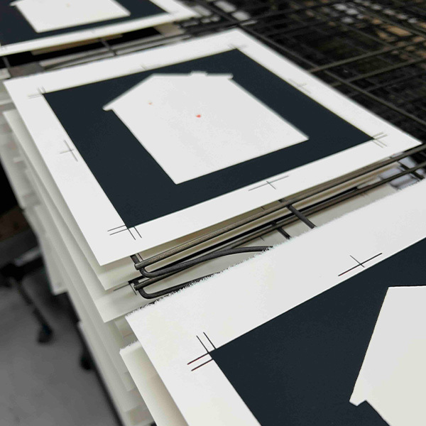 次に背景（［黒の巻］スミクロ）