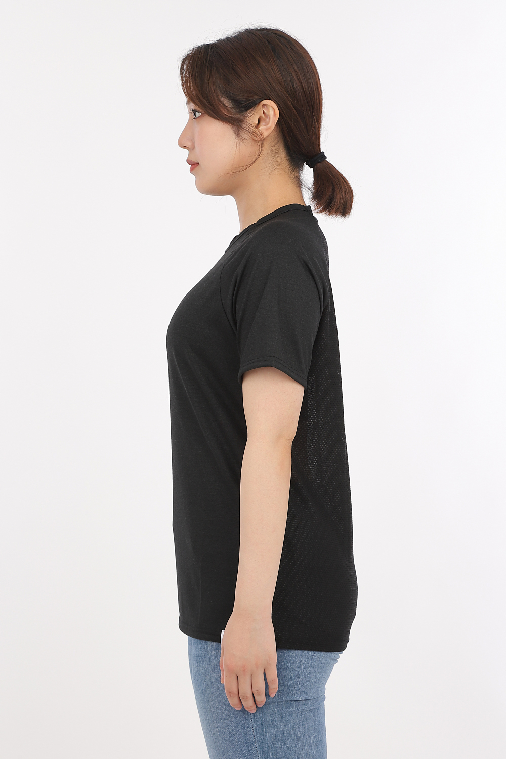 サイズS（女性：身長154cm）