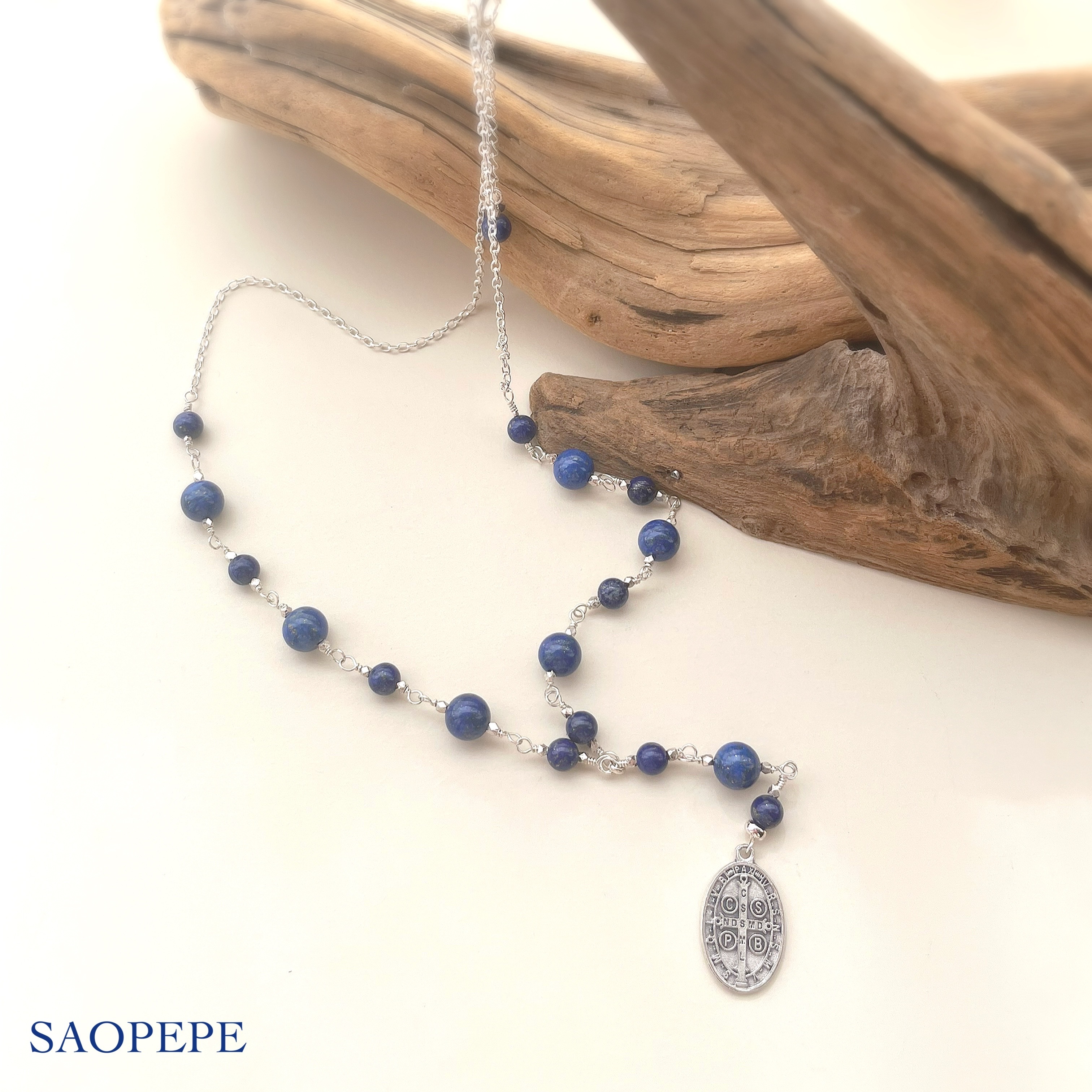 　首周り：60〜64cm / Top部分：8cm