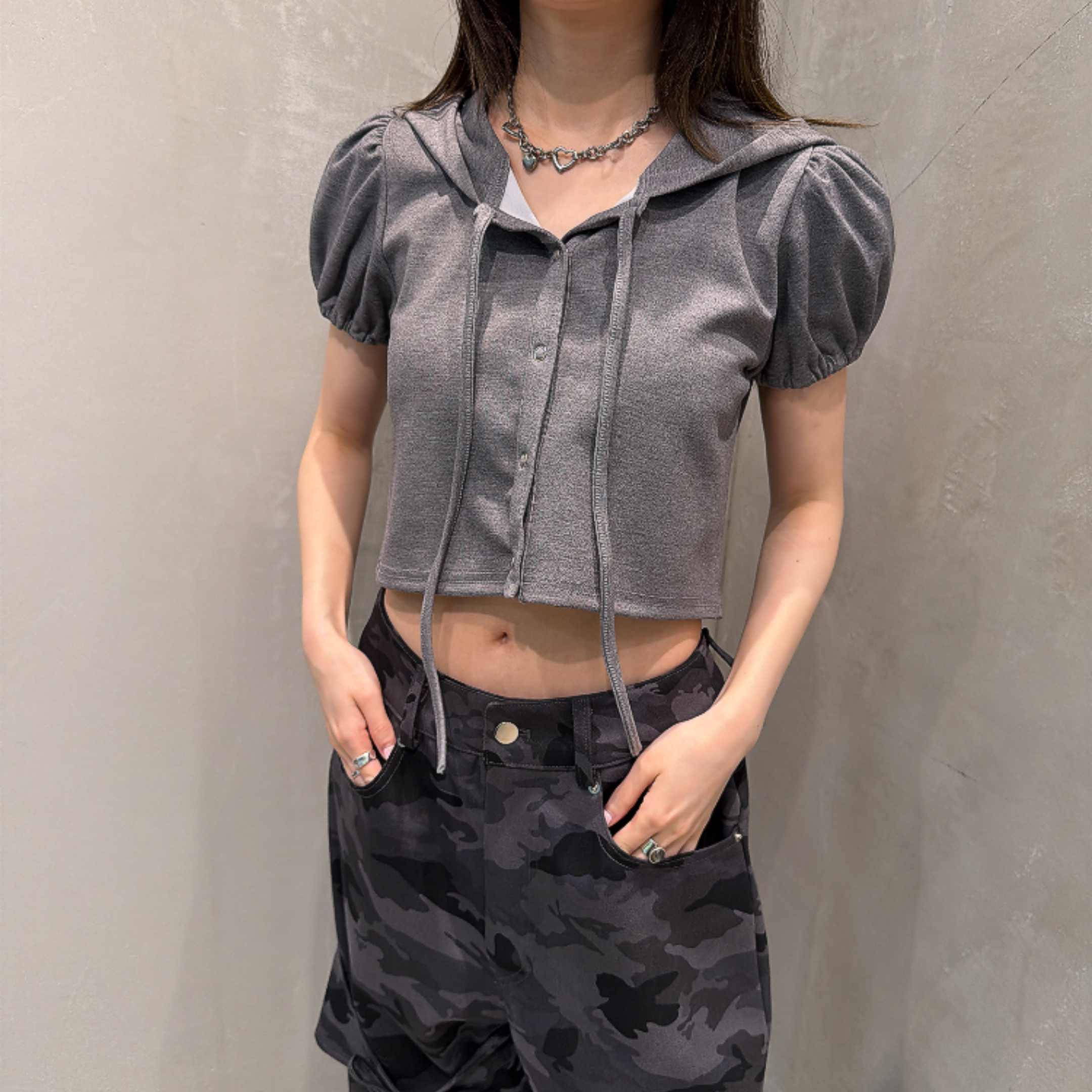 GRAY