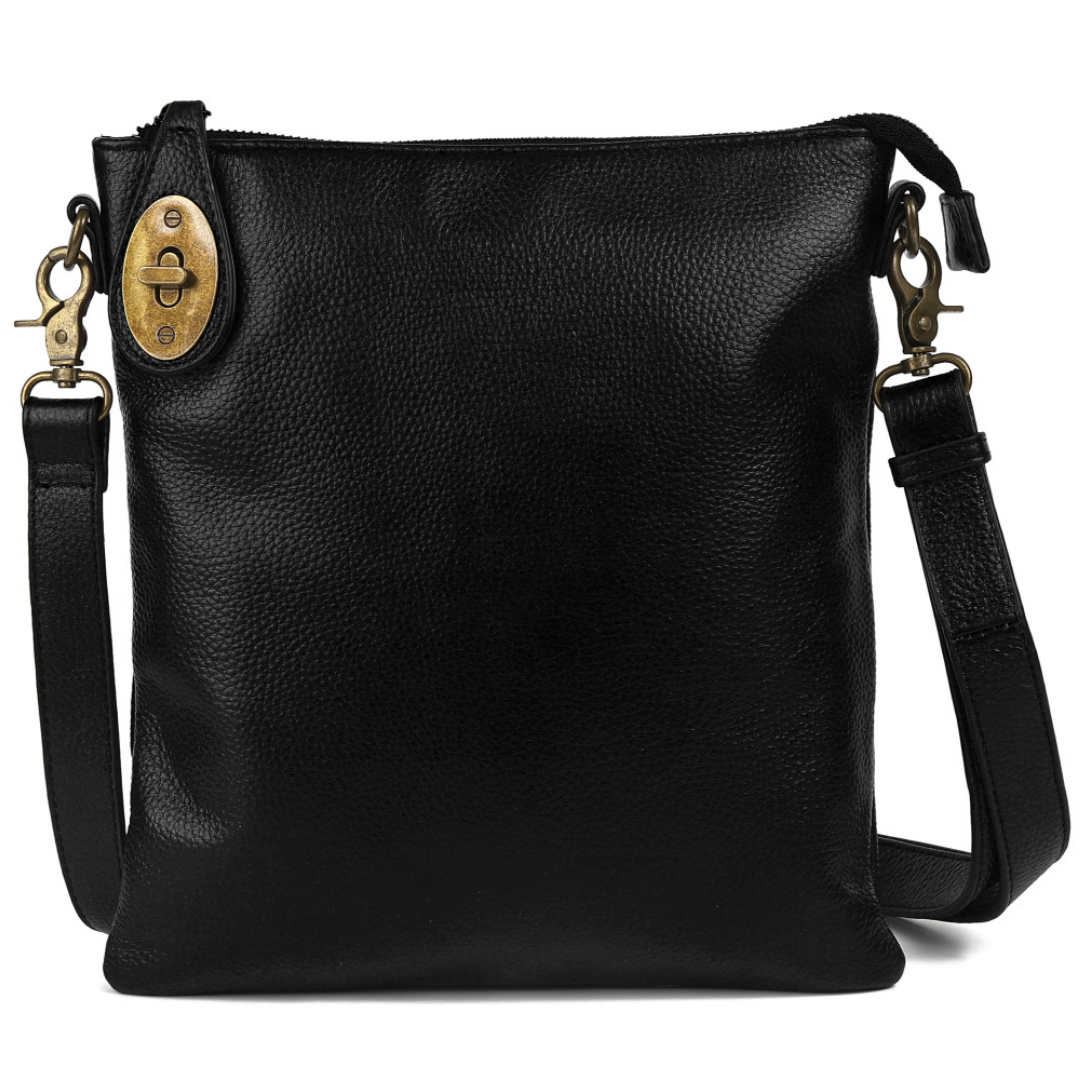 ブラック（BLACK）