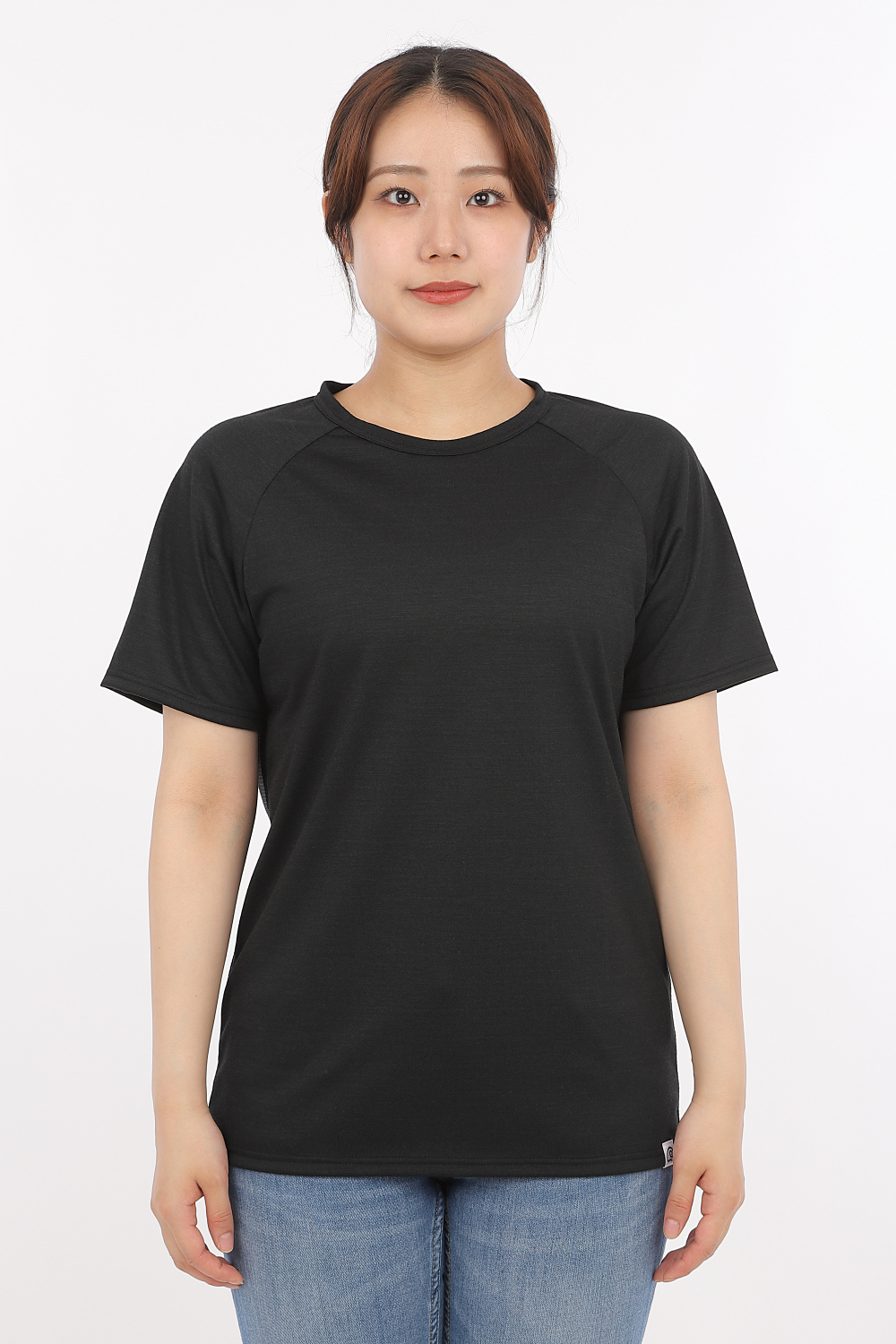 サイズS（女性：身長154cm）