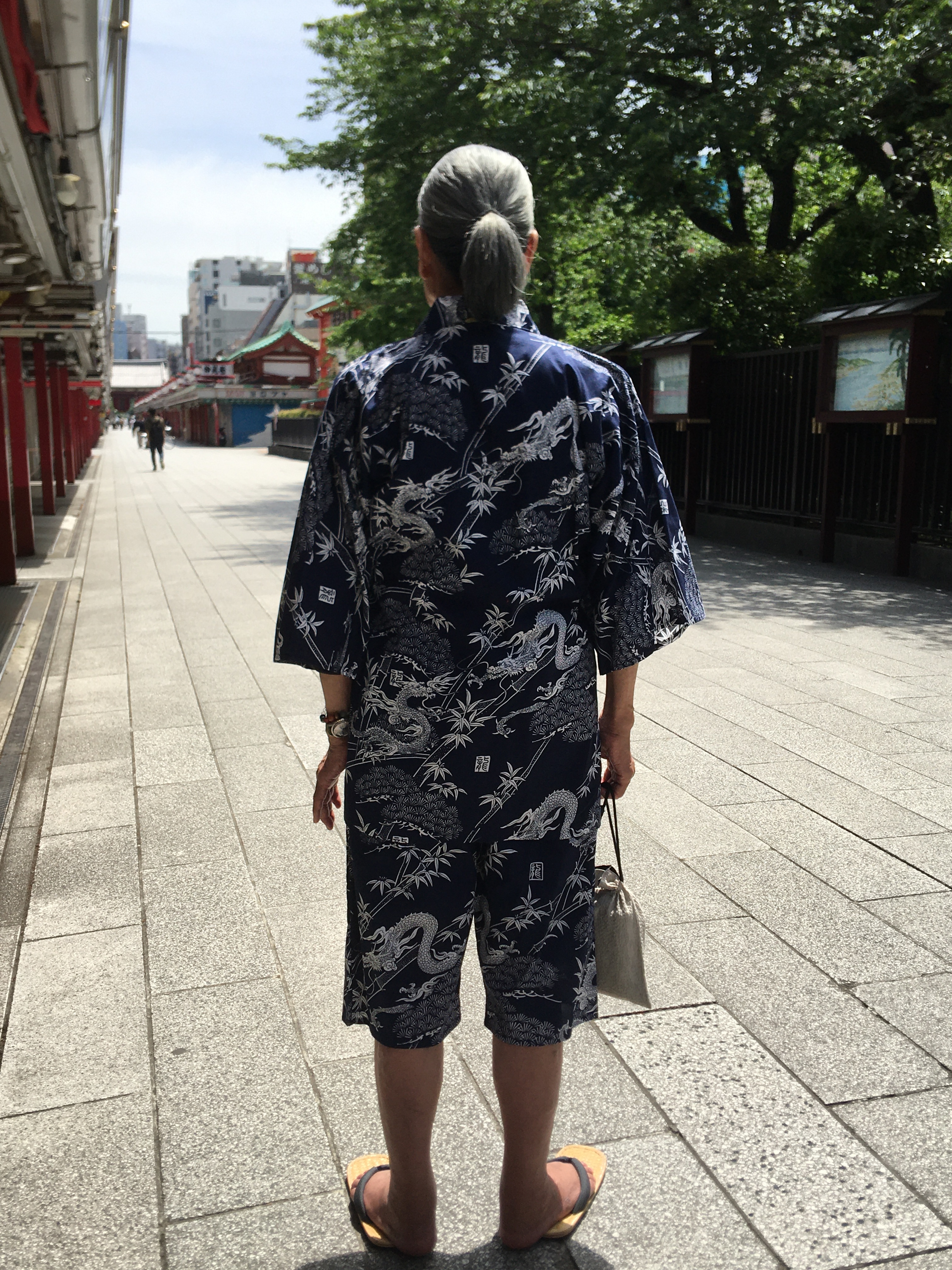 汗をかく時期にはピッタリ！吸湿性バッチリの浴衣地を使用しています。