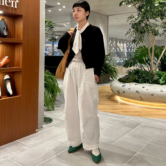 足のサイズ24cm / 着用サイズ38