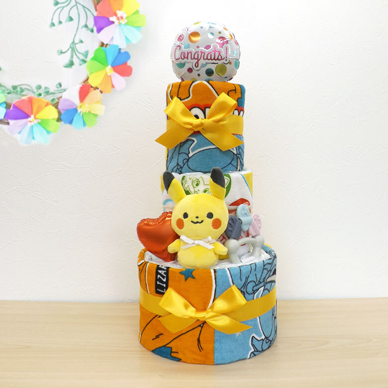 ピカチュウ アイテム5点付き3段おむつケーキ