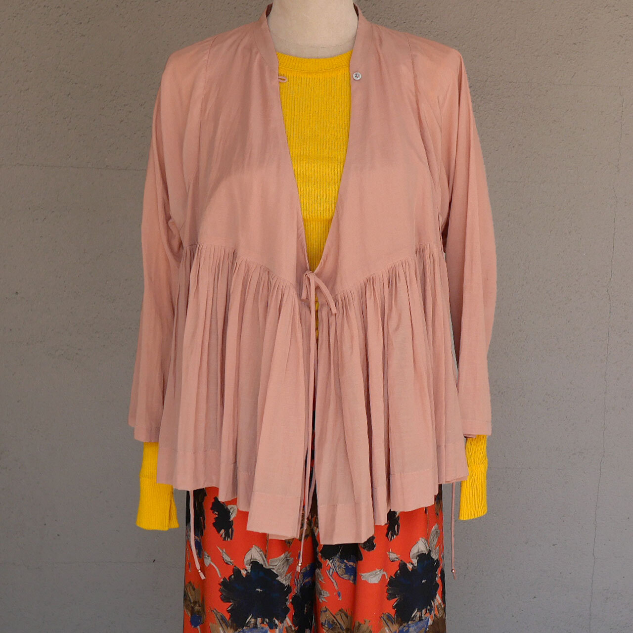 ラフに前紐を結んだ状態