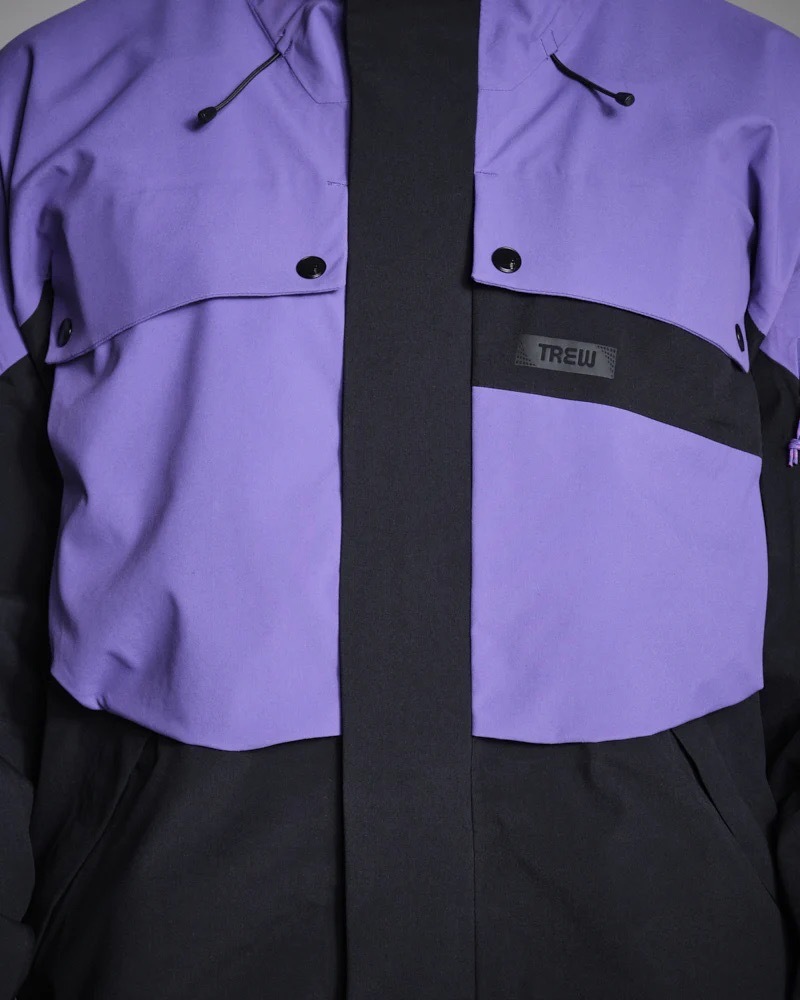 フラップ付きカーゴチェストポケット