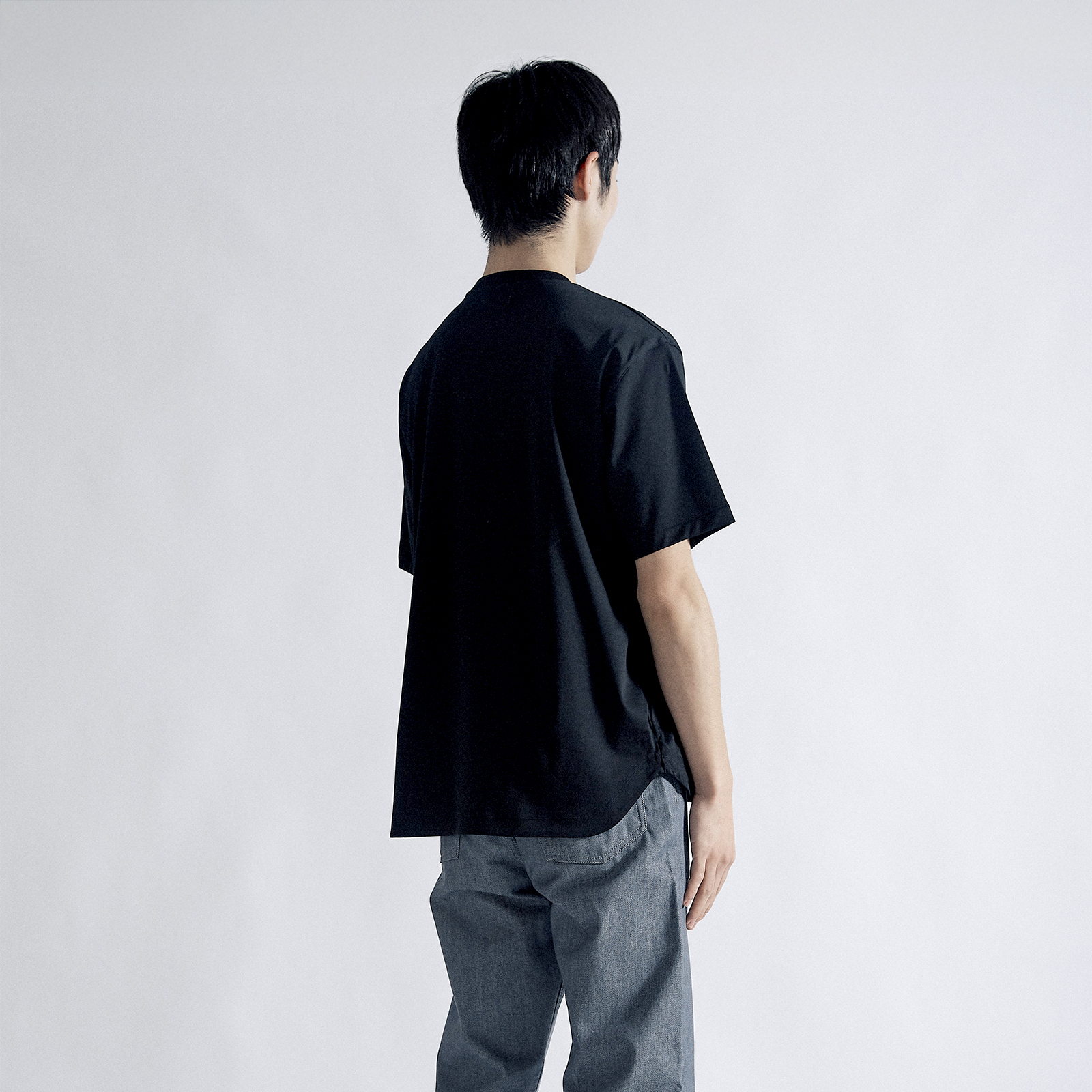 MODEL：188cm・SIZE4/XL