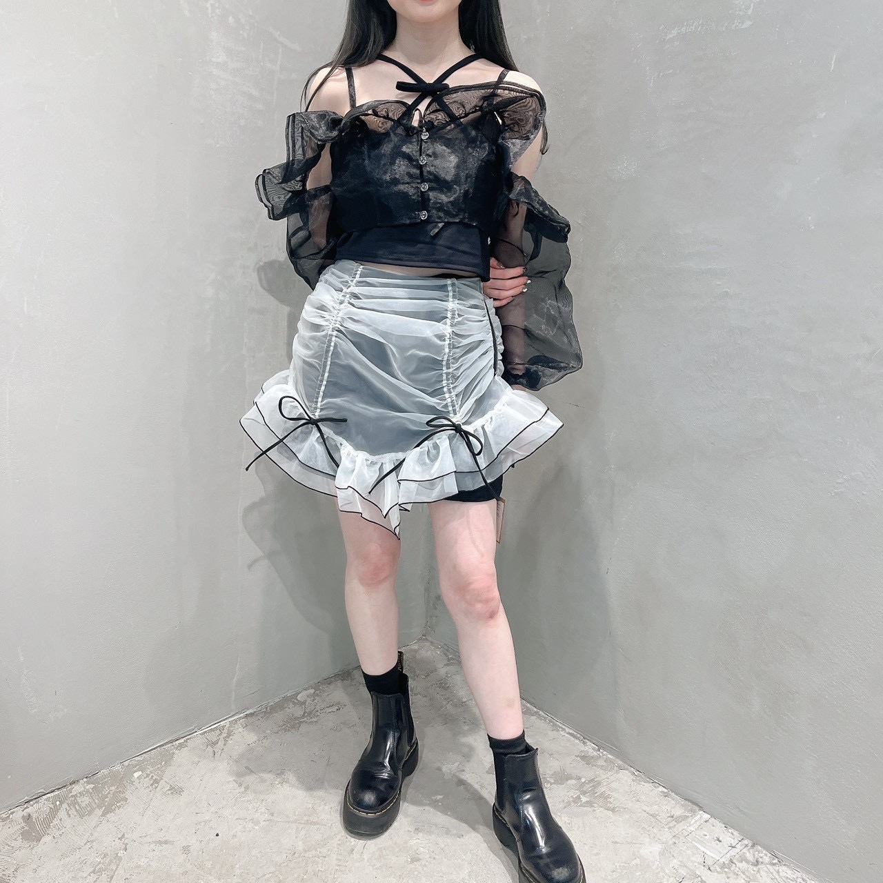 Staff：148cm ／BLACK