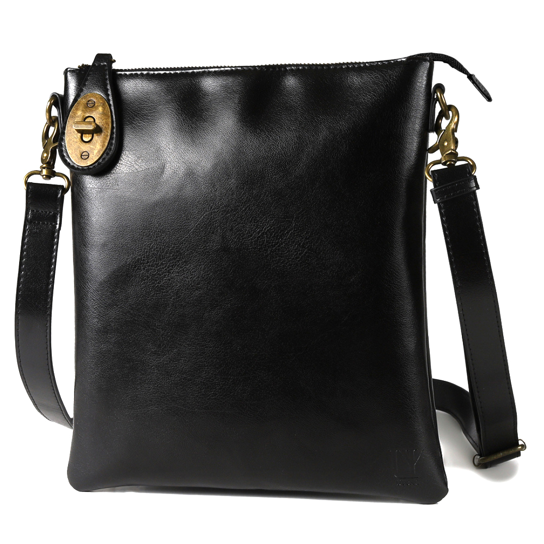 ブラック（BLACK）