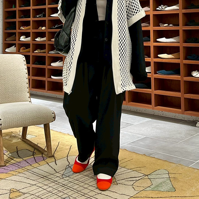 足のサイズ24cm / 着用サイズ38