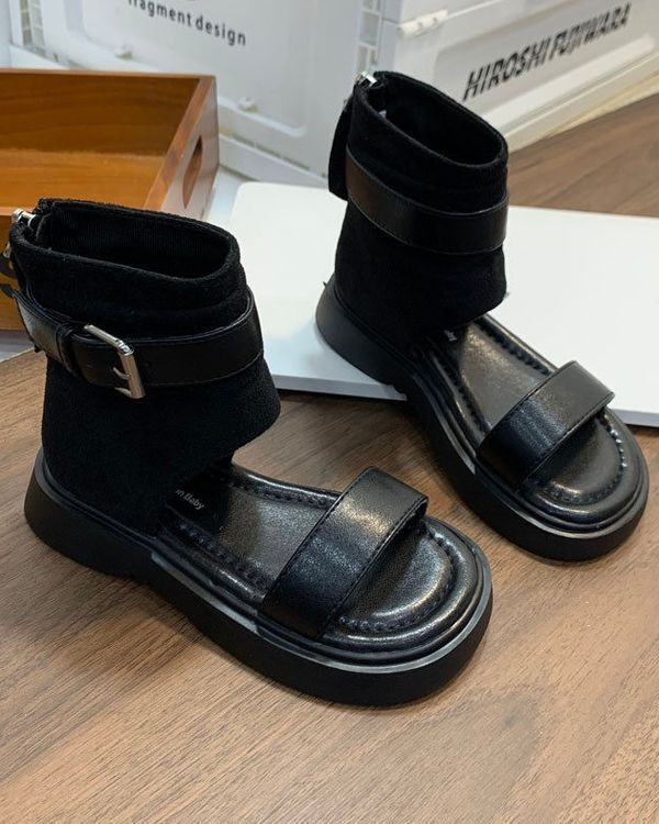 ブラック