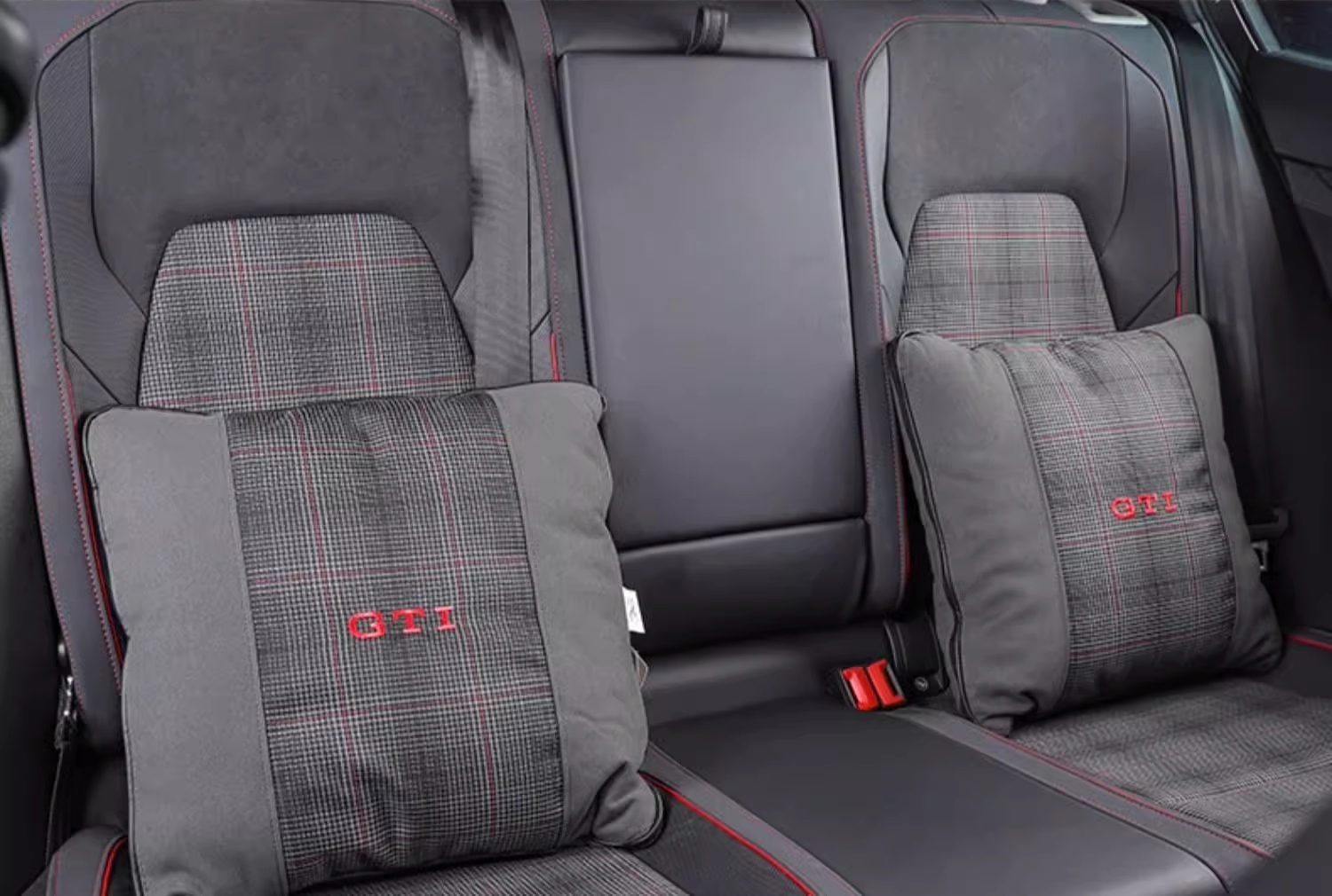 VW フォルクスワーゲン FAW-VW 純正 GTI 抱きクッション 兼