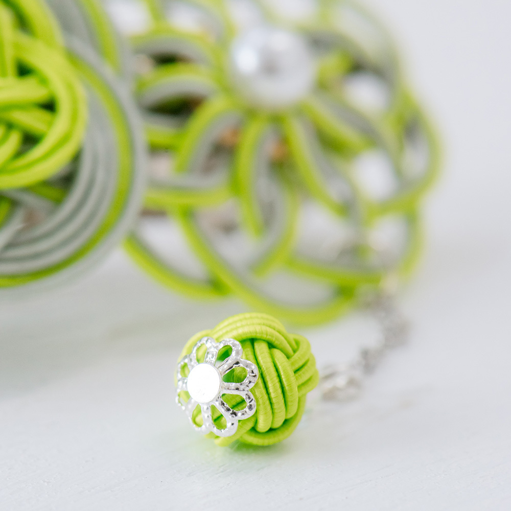 あわじ玉のチャーム