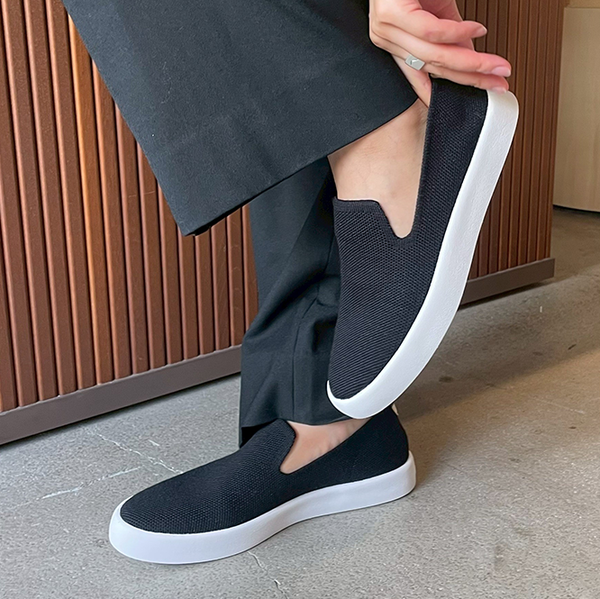 足のサイズ24cm / 着用サイズ38