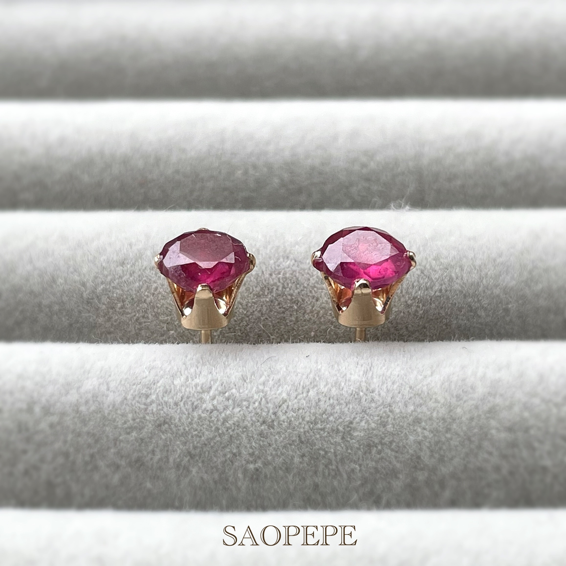 モザンビーク産ルビー0.78ct
