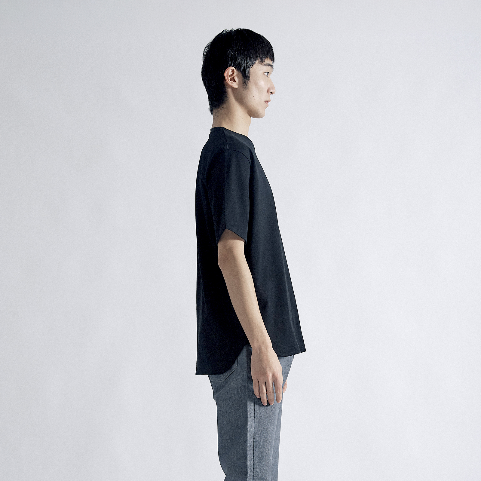 MODEL：188cm・SIZE4/XL