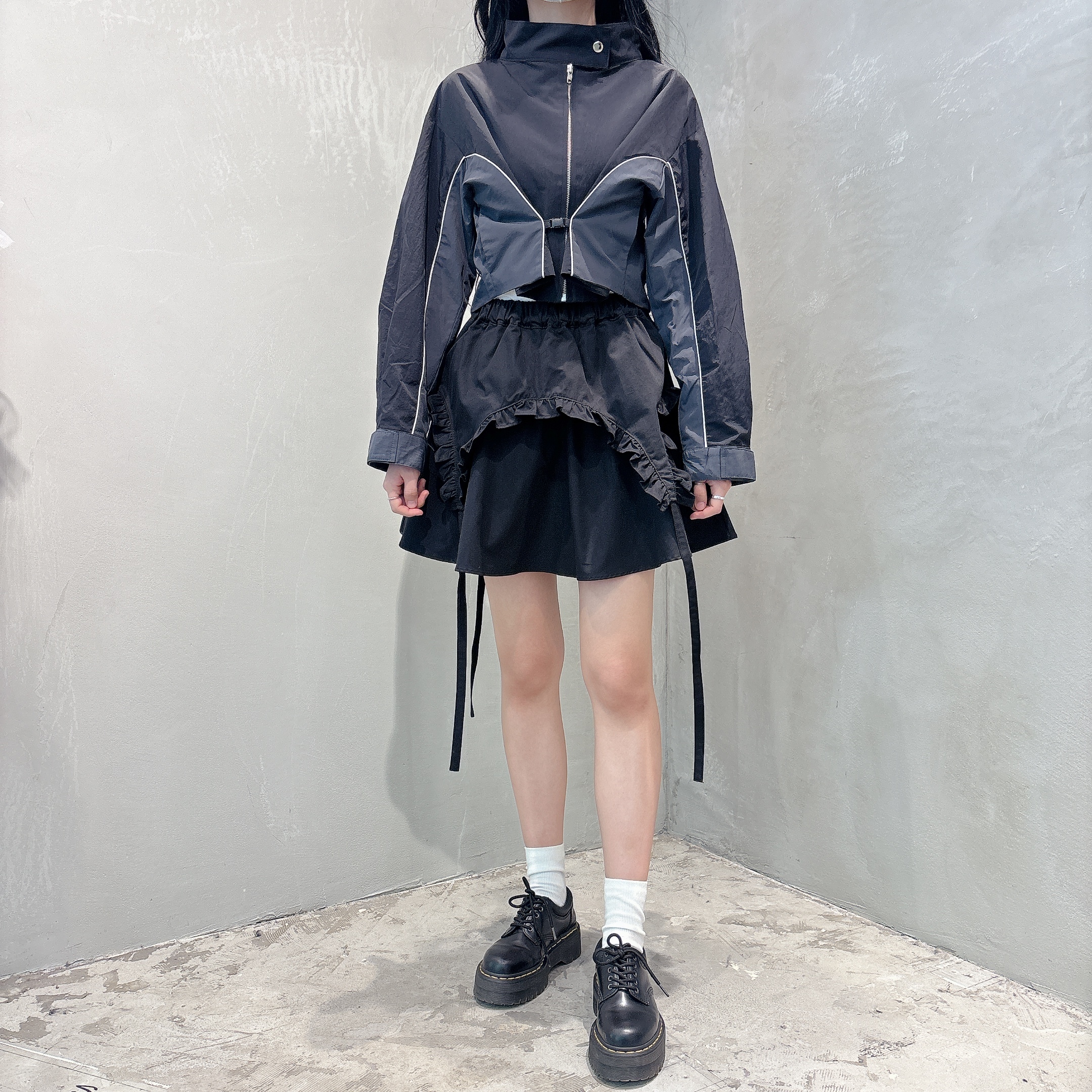 LITTLE /Frill garter miniskirt | BANK ONLINE STORE