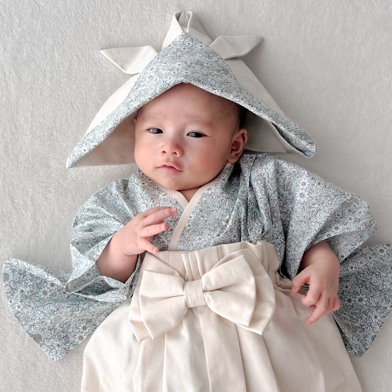 袴70サイズ/兜Мサイズ着用