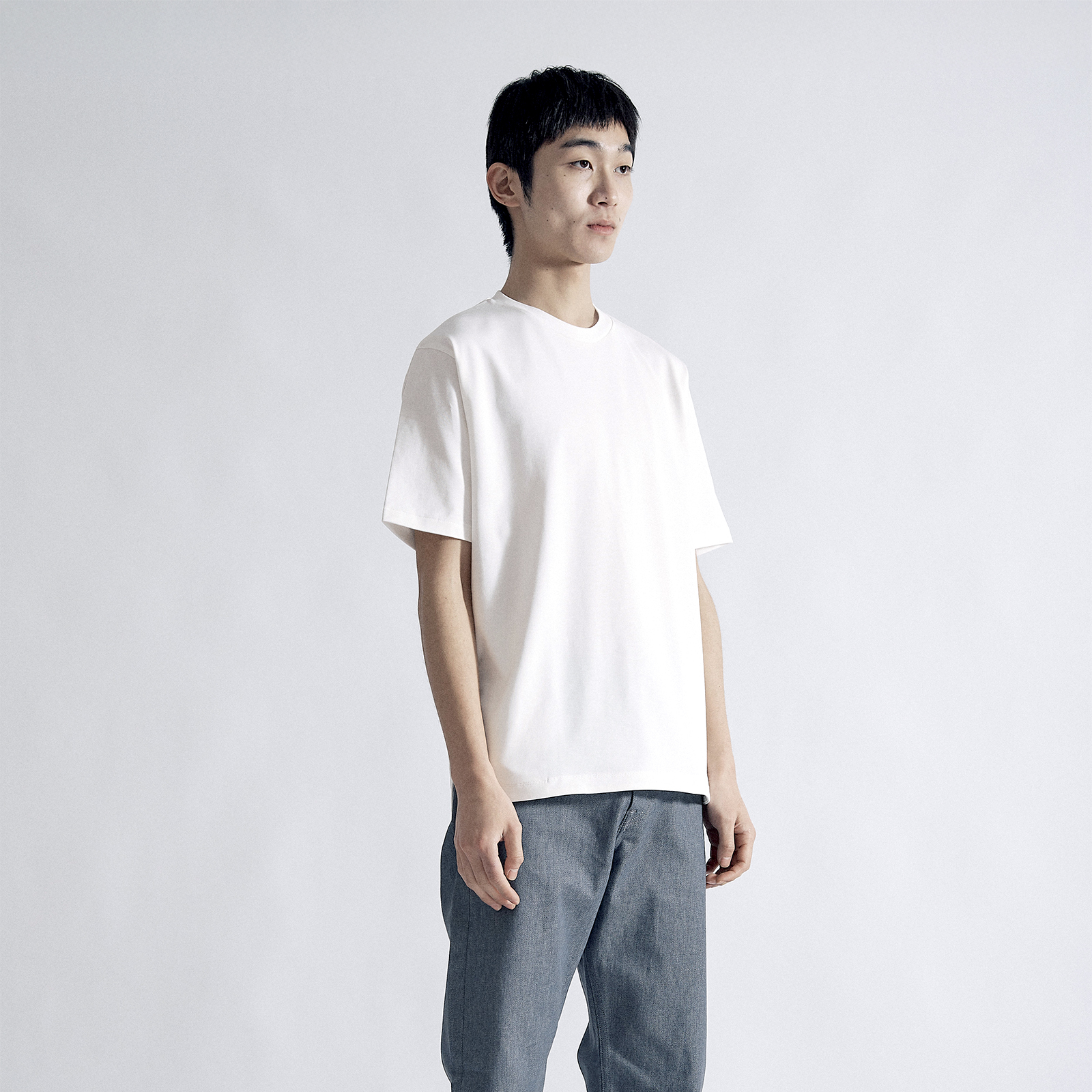 MODEL：188cm・SIZE4/XL