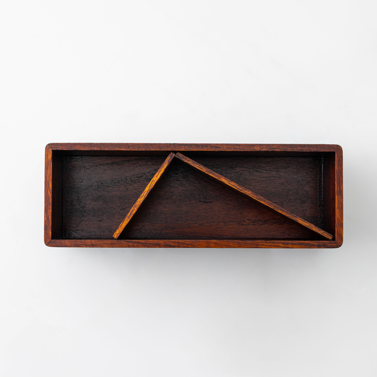 3分割にした場合（大小2枚の仕切り板を使用）