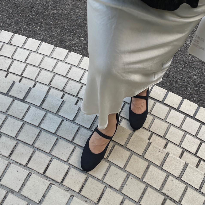 足のサイズ23cm / 着用サイズ36