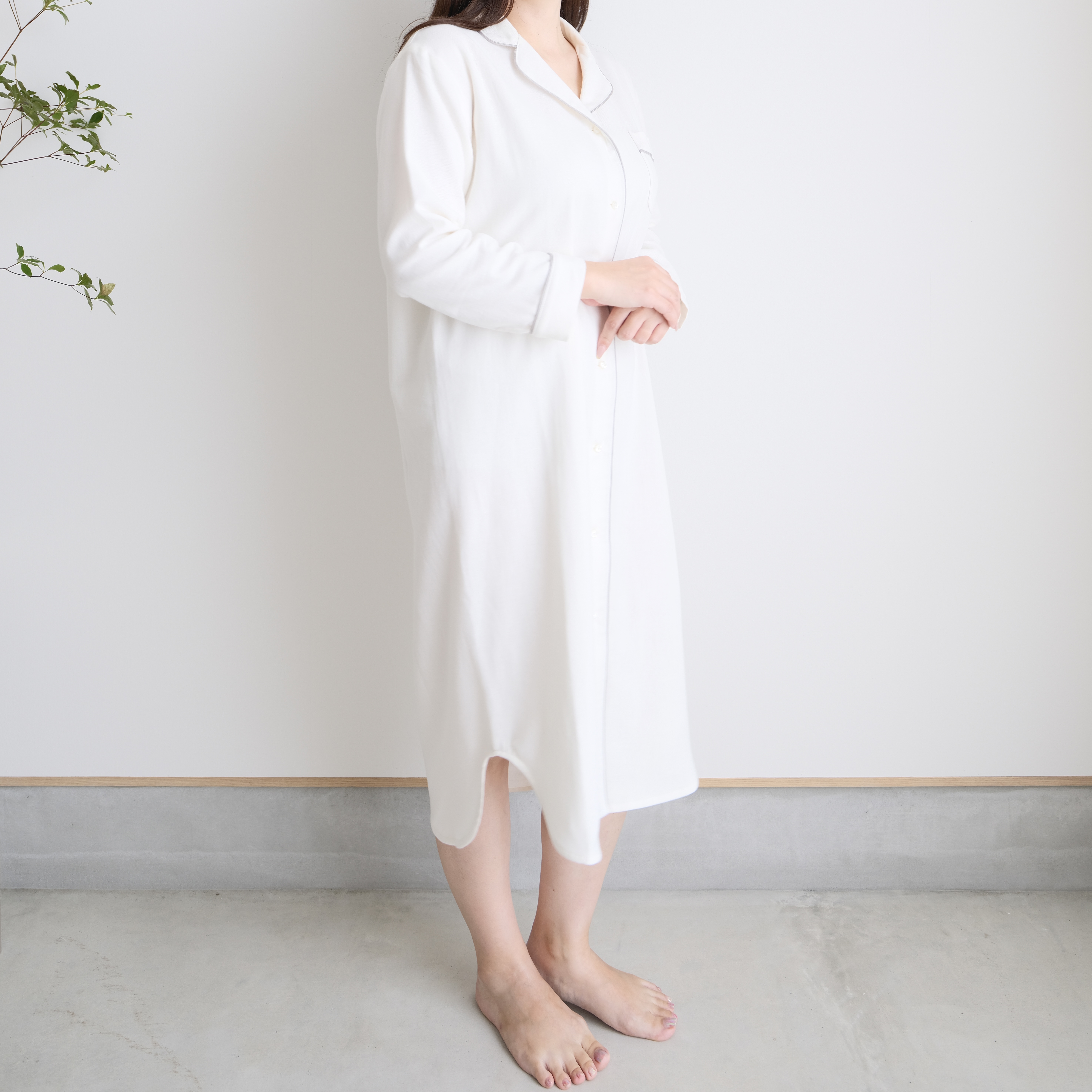 model 155㎝ Sサイズ オフホワイト