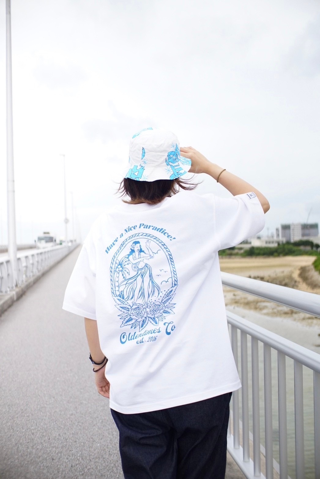 WHITE:164cmMサイズ着用