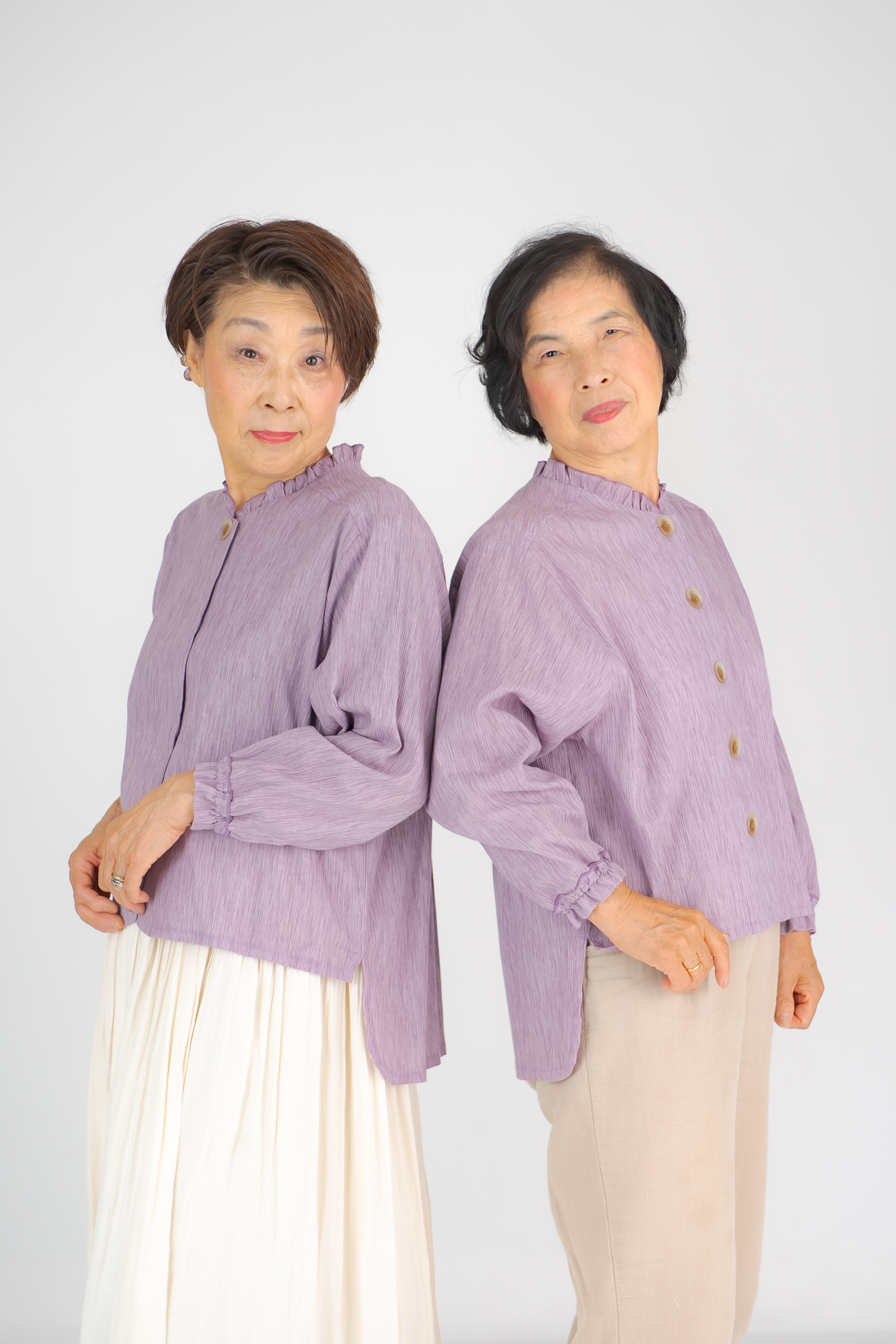 後ろ身頃が長め