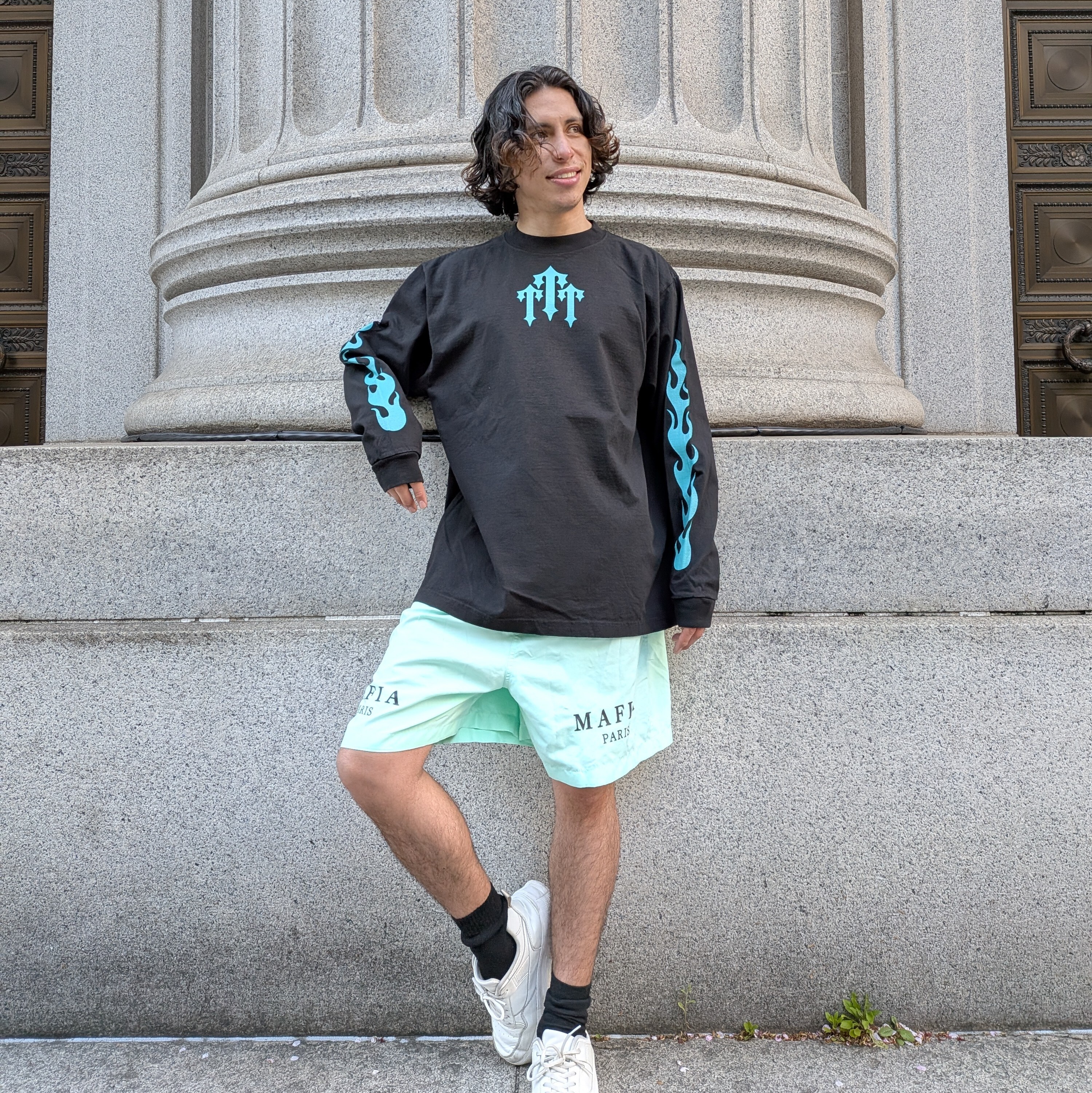 180cm 63kg : Lサイズ着用