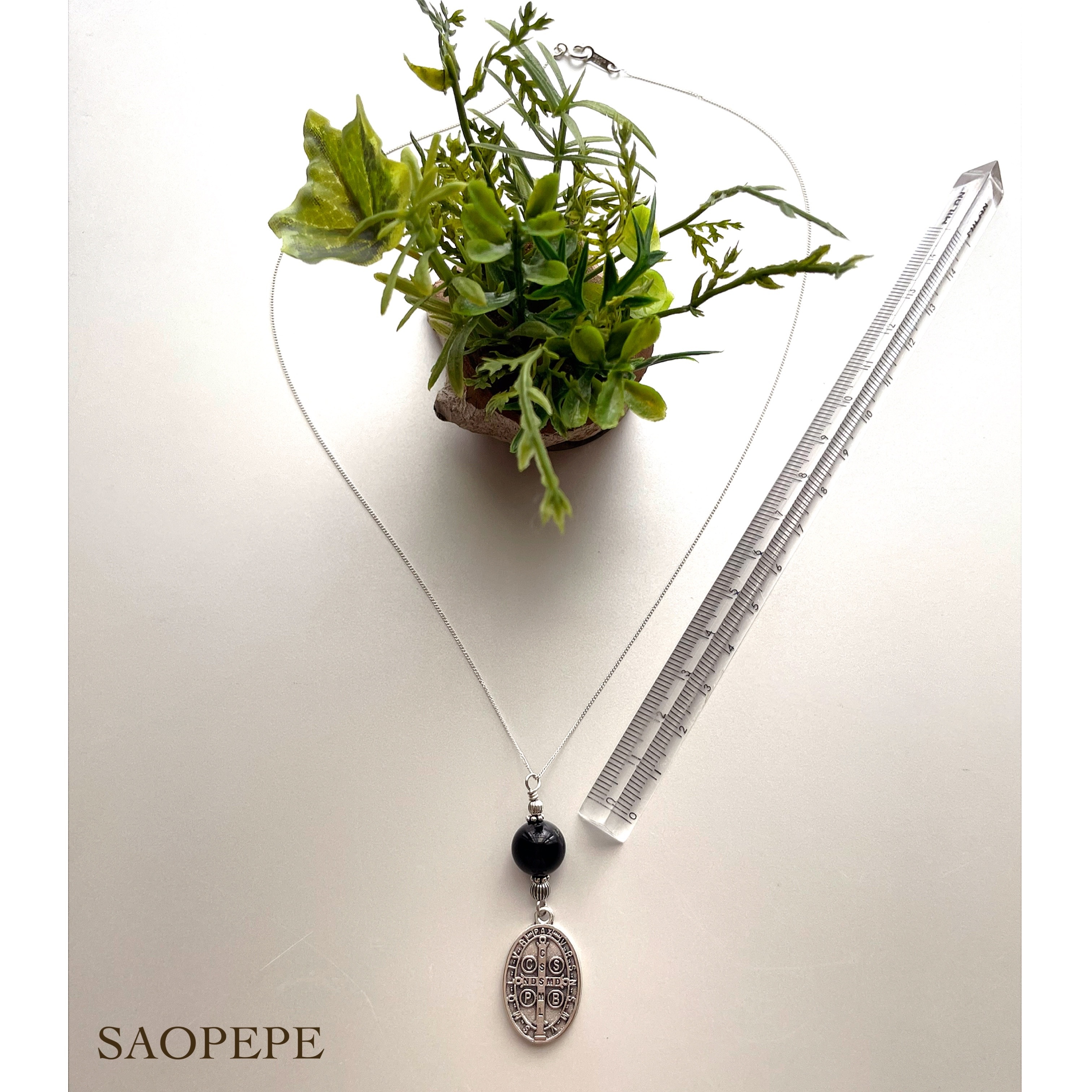 チェーンの長さ：45cm