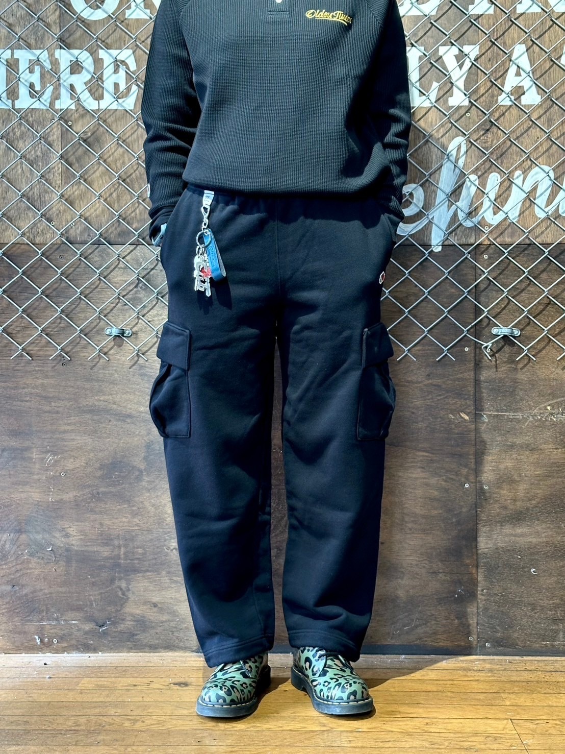 BLACK:164cmMサイズ着用