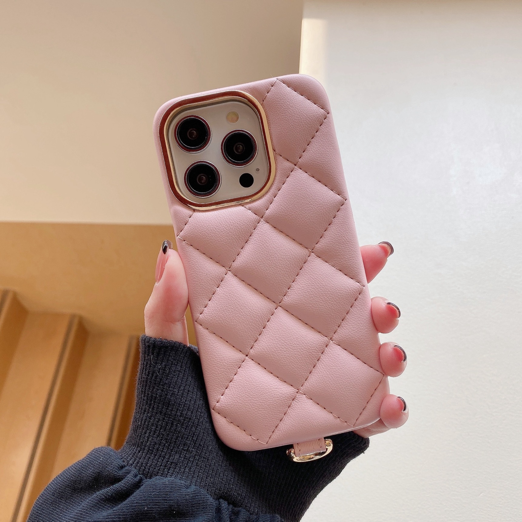 ピンク