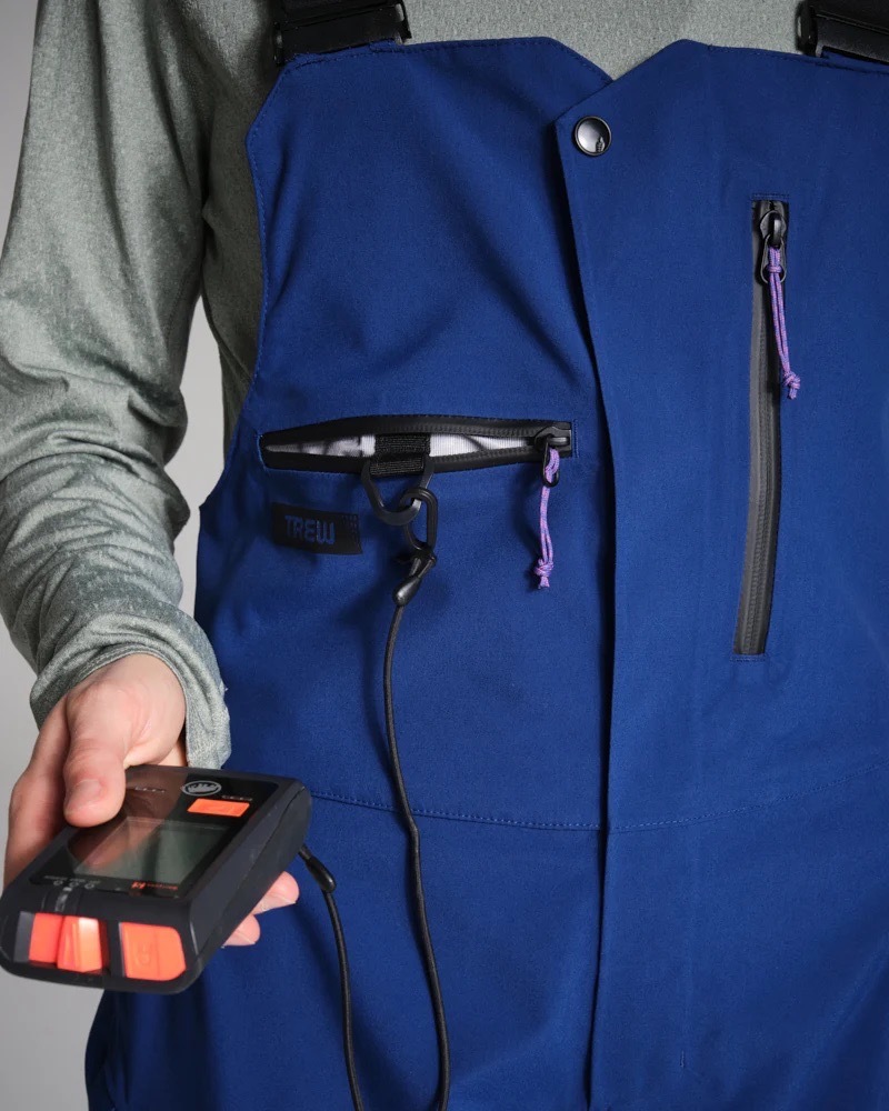 雪崩ビーコン用ポケット